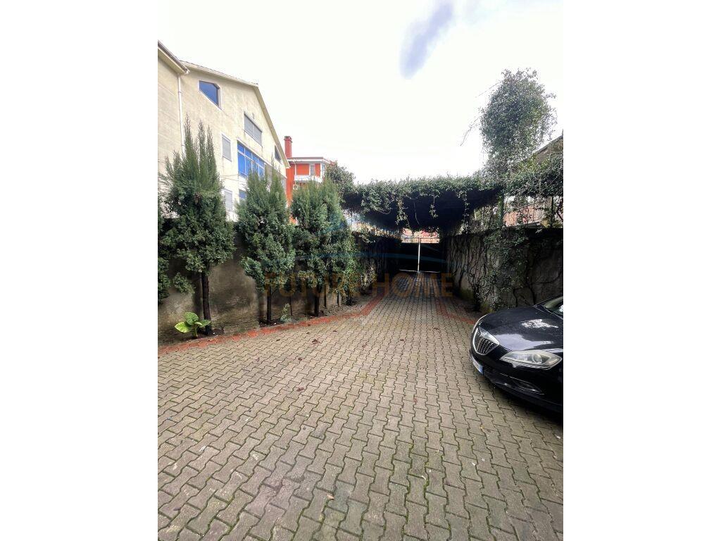 Qera,Kati i Pare I Nje Vile, Jordan Misja