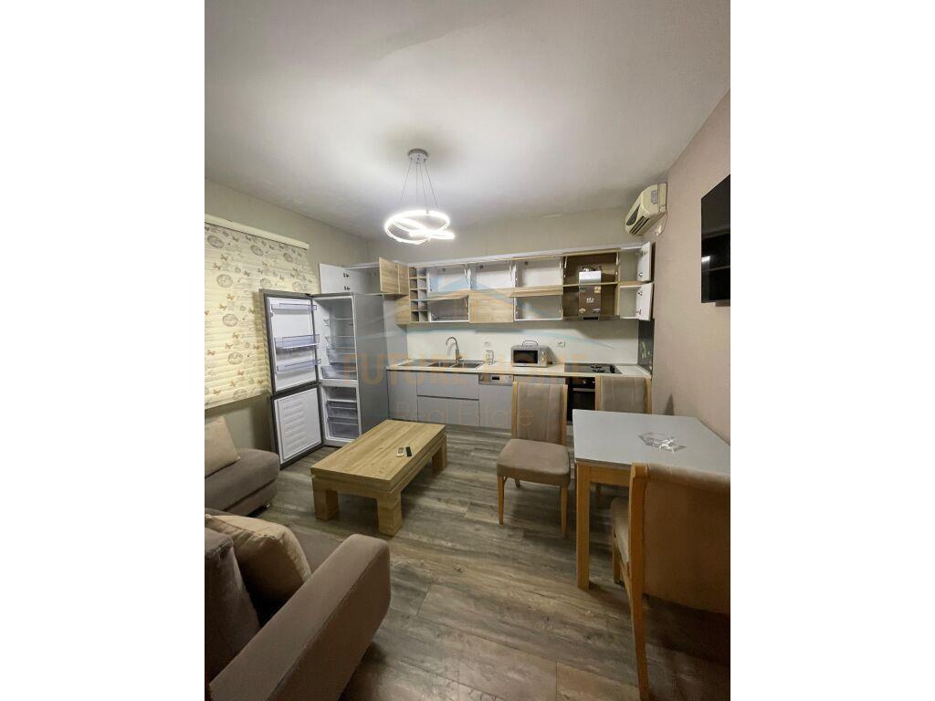 Qera,Kati i Pare I Nje Vile, Jordan Misja