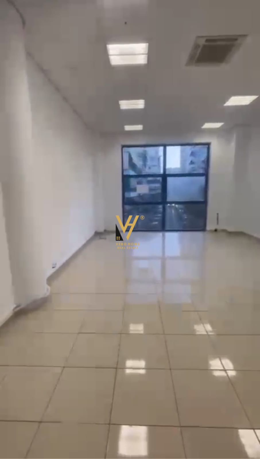 60 M2 ME QERA TE STADIUMI DINAMO 50.000 LEKE