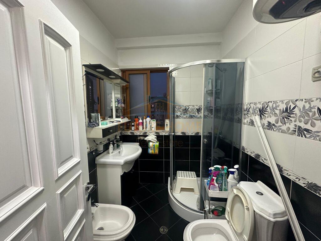 Shitet, Apartament 3+1+2, Kodra e Diellit, Tiranë.