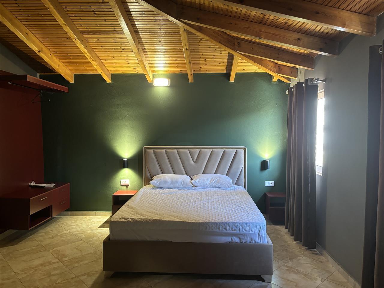 SHITET PAPAFINGO SARANDE KOMPLET KATI