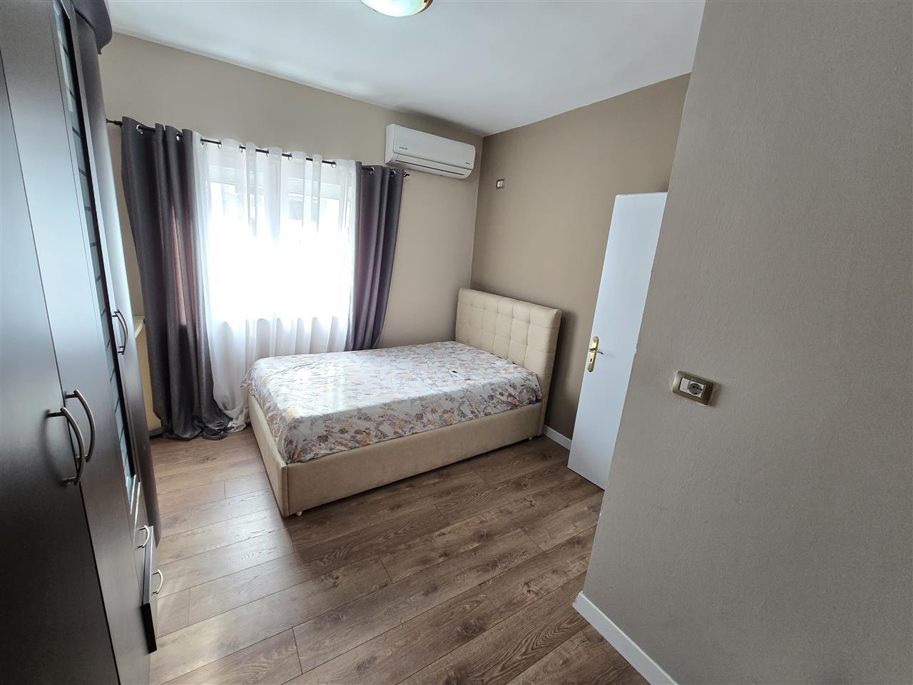 SHITET APARTAMENT 2+1+2+DEPO PRANE MUZEUT TE DESHMOREVE