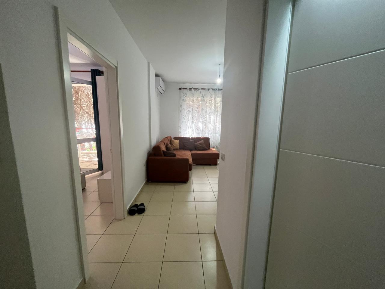 APARTAMENT NE SHITJE 1+1