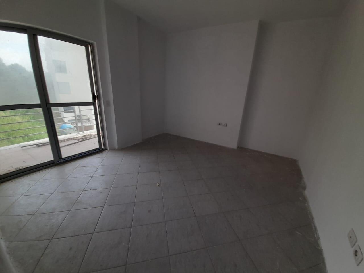 SHITET APARTAMENT NE SHKEMBIN E KAVAJES