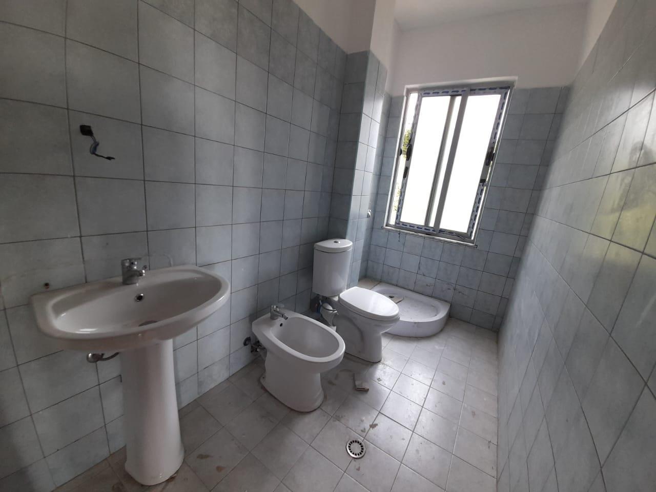 SHITET APARTAMENT NE SHKEMBIN E KAVAJES