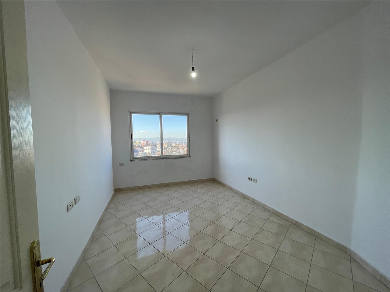 Apartament 1+1 Ne Shitje Te Fresku Tirane
