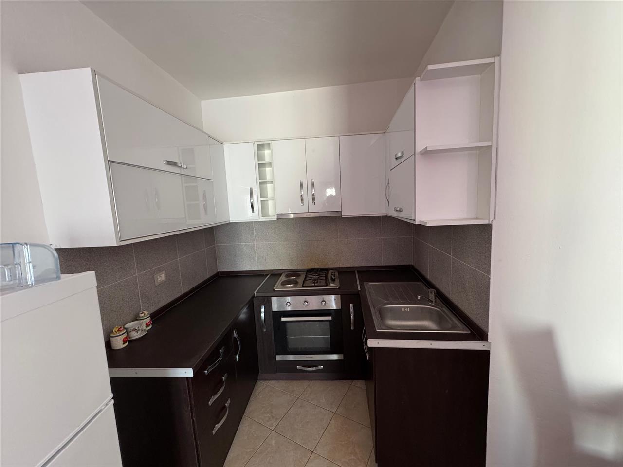 Apartament per Shitje 1+1| Fresk , Tirane