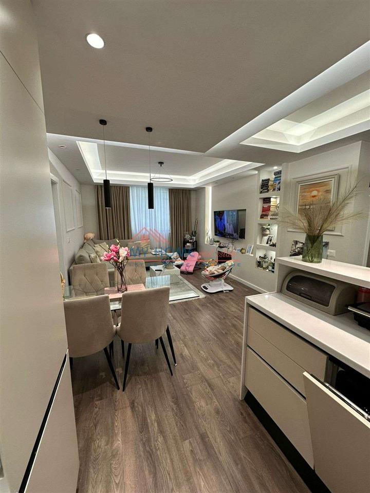 Apartament 2+1 ne Shitje te Kodra e Diellit