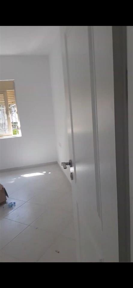 Ambjent biznesi (ish apartament me 3 dhoma)