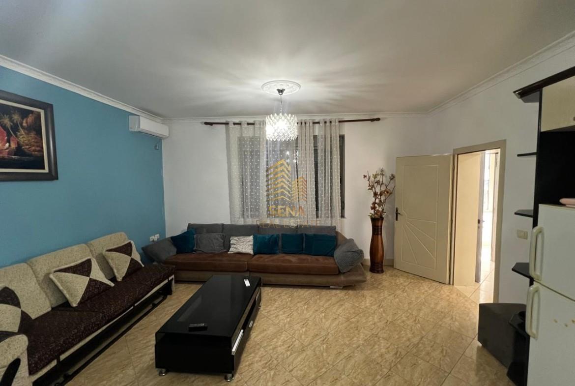 Qira, Apartament 1+1+Post Parkimi, Fresk ,350 Euro