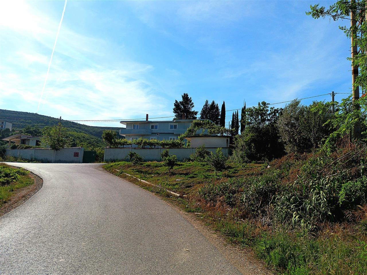 Agriturizem ose hotel potencial ne mes te natyrës