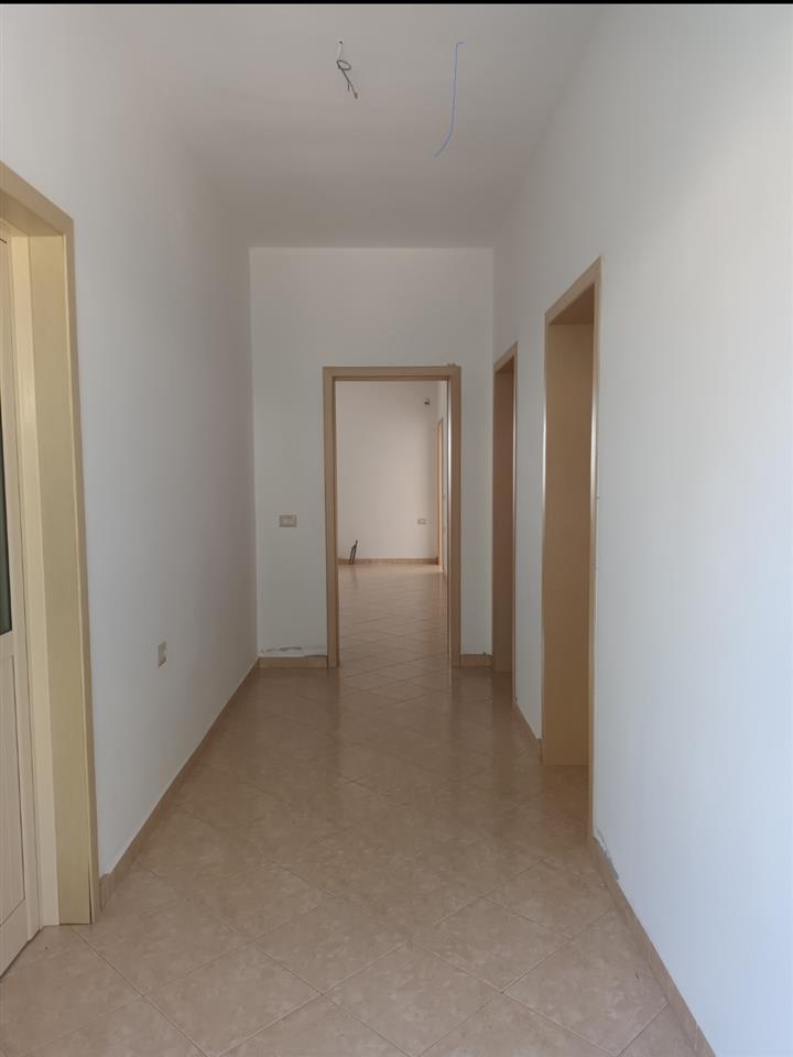 Agriturizem ose hotel potencial ne mes te natyrës