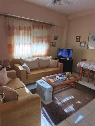Jepet Apartament me Qera 2+1 Durres