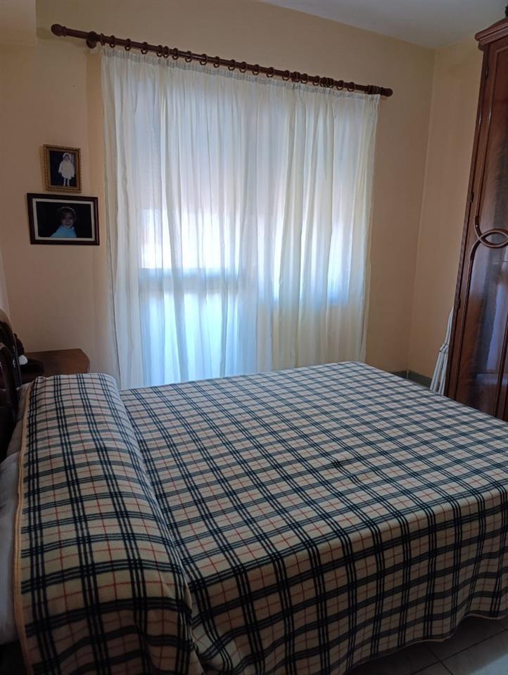 Jepet Apartament me Qera 2+1 Durres