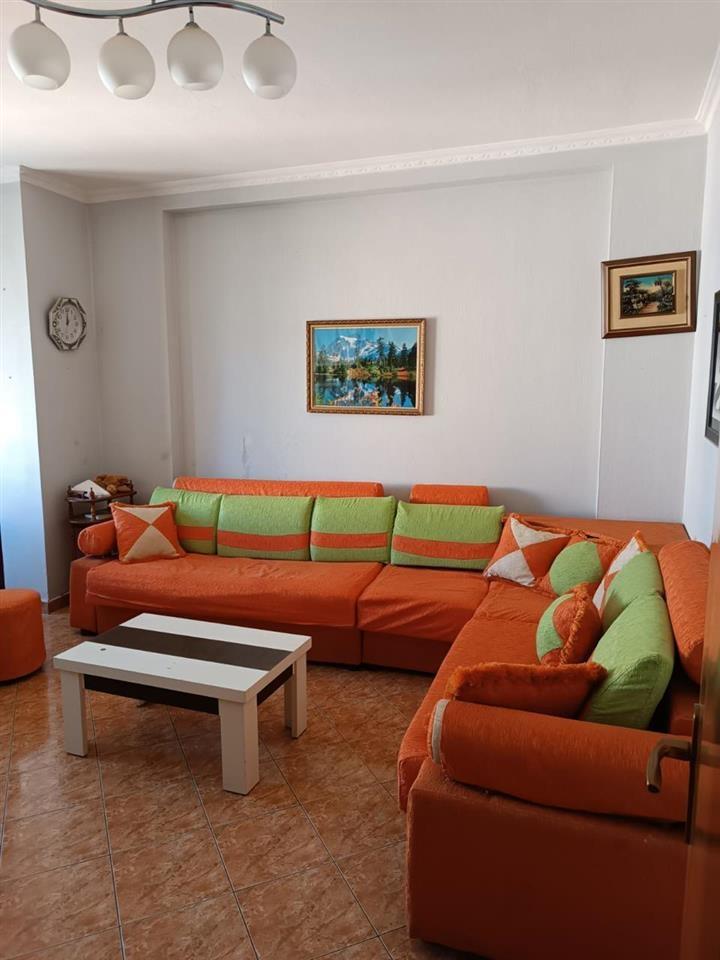 Jepet apartamenti me qera