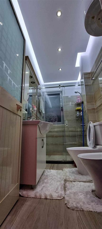 Jepet me qera javore dhe mujore golem 1+1