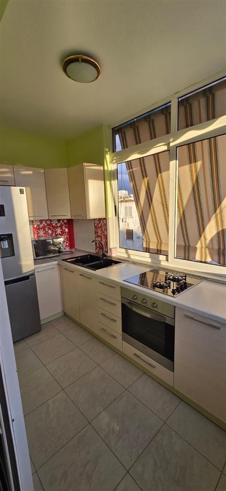 Apartament 1+1 me qira – Rruga e Durrësit, Tiranë