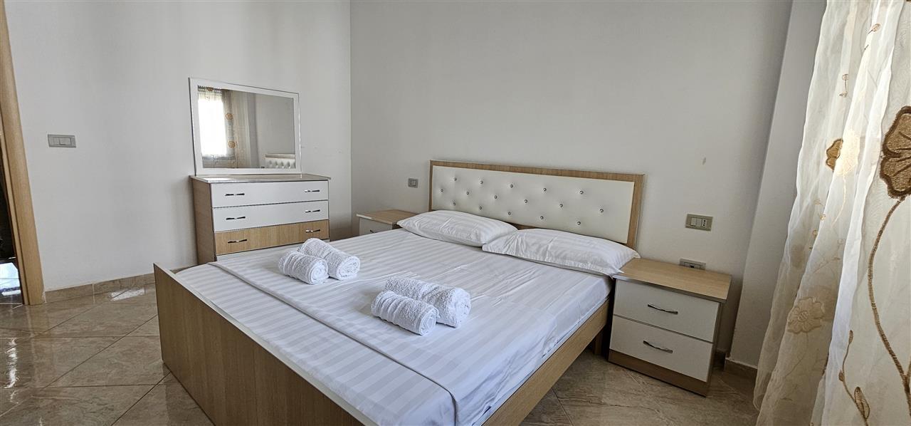 Apartment 1+1 me qera ditore 40€ dita. Radhim plazh vlore