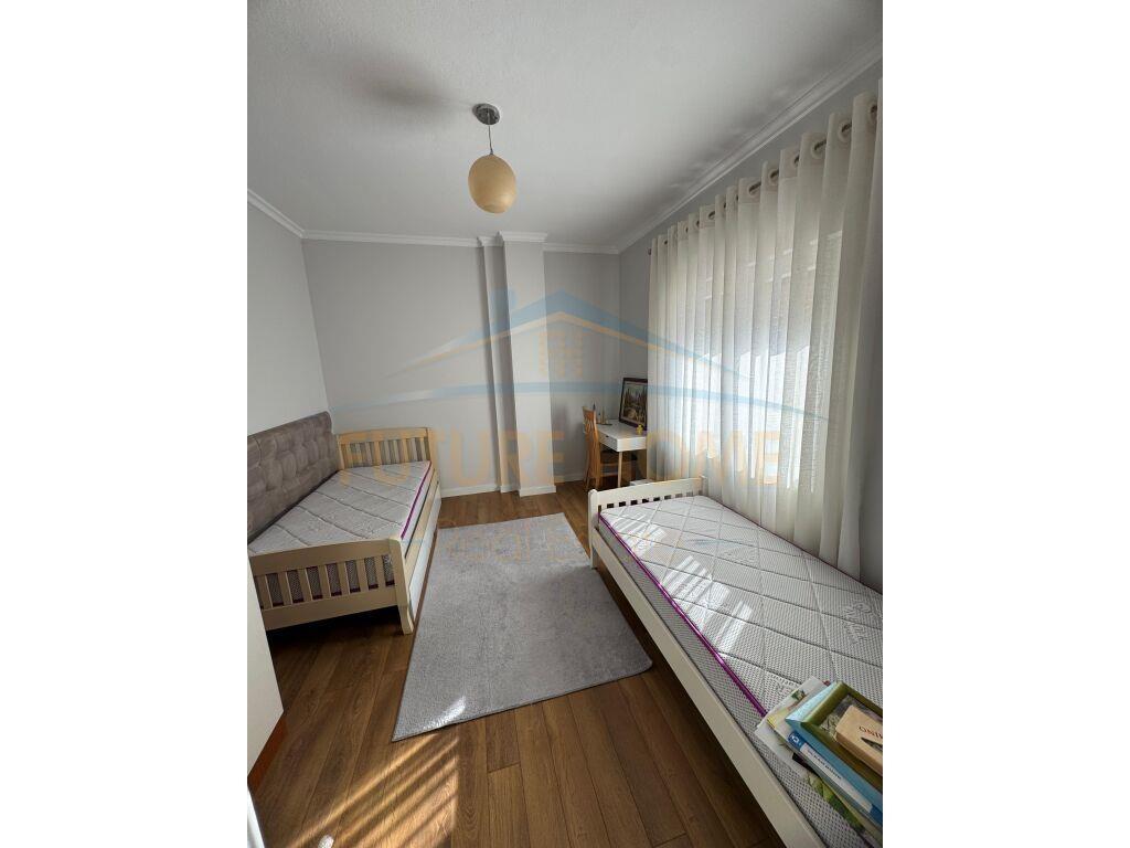 Shitet, Apartament 2+1, Rruga e Elbasanit