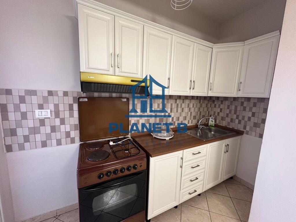 Apartament 1+1 me Qira tek Konadi, Vlorë – 300.00€ |