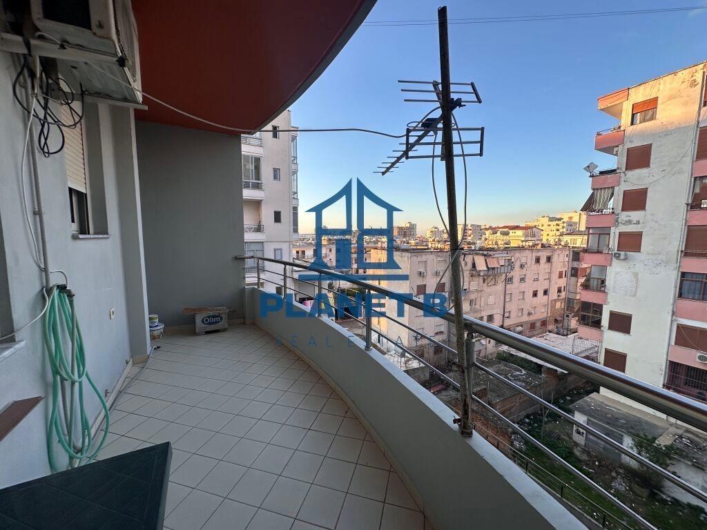 Apartament 1+1 me Qira tek Konadi, Vlorë – 300.00€ |