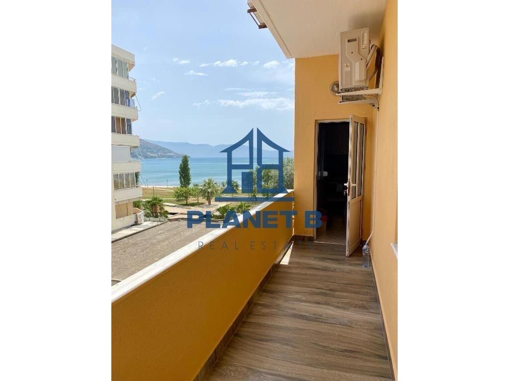 JEPET ME QIRA APARTAMENT 2+1+2 NË LUNGO MARE,VLORË