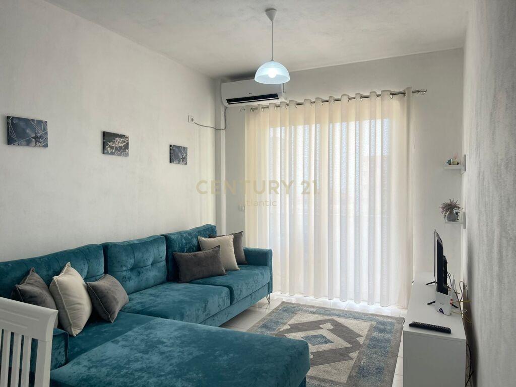 APARTAMENT 1+1 ME QIRA NE PLAZH, RROTA KUQE!