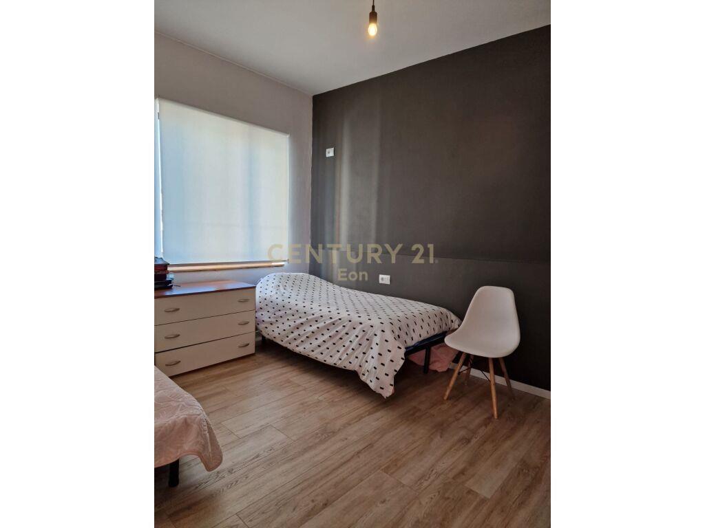 JEPET ME QERA 2+1 , PRANE BULEVARDIT KRYESOR !