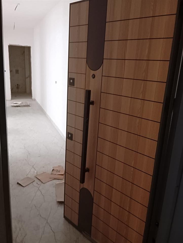 Shitet apartament 104m2, tek Ulliri, Kamëz