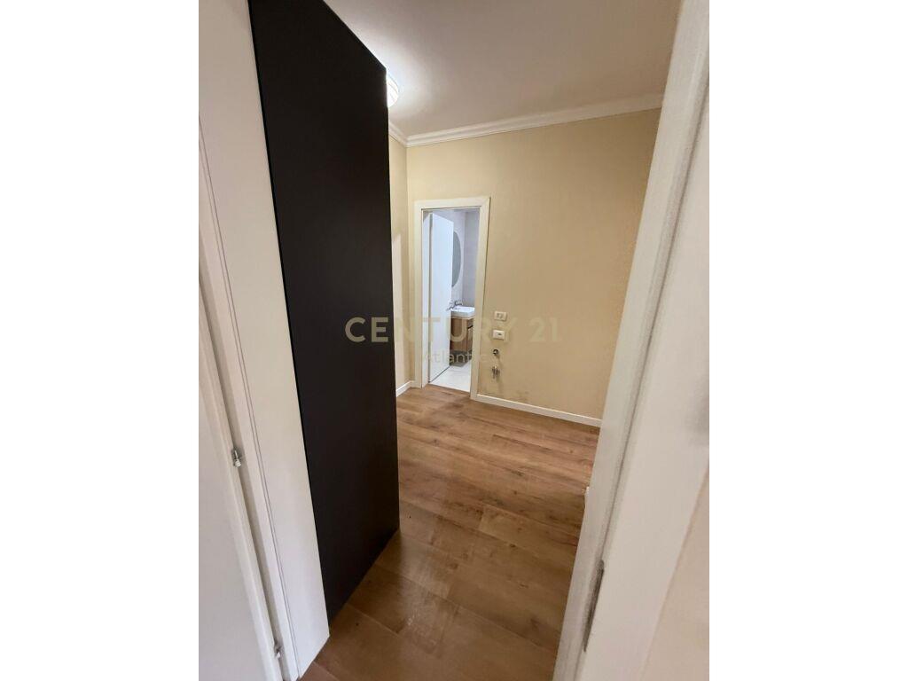 SHITET APARTAMENT 1+1 TE SHKEMBI I KAVAJES !