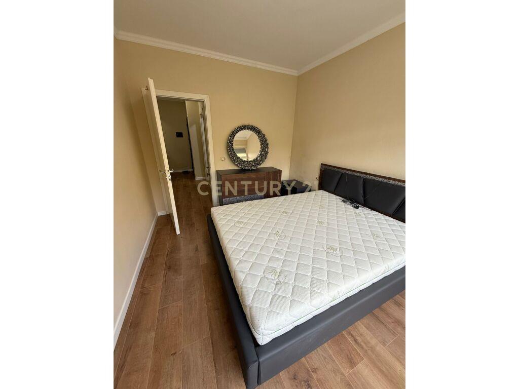 SHITET APARTAMENT 1+1 TE SHKEMBI I KAVAJES !