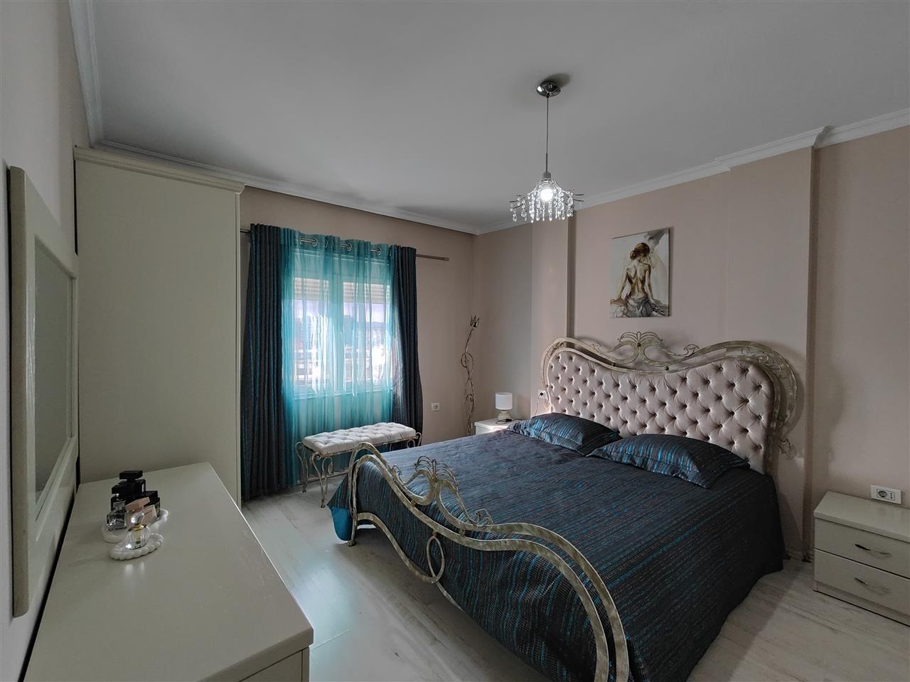 Jepet apartament 2+1 per qira te Myslym Shyri