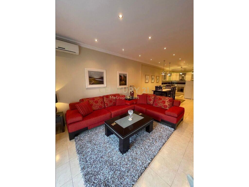 APARTAMENT 2+1+2 ME VERANDË NË QENDËR TË TIRANËS