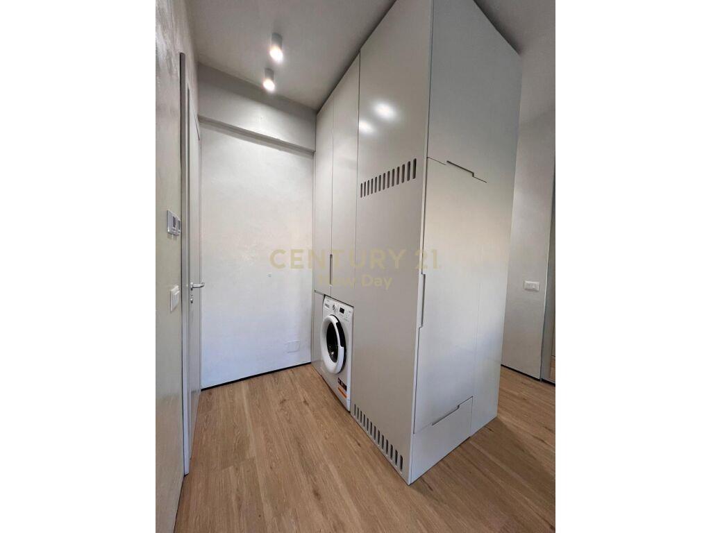 SHITET APARTAMENT 1+1 VIJE E PARE ME DETIN!