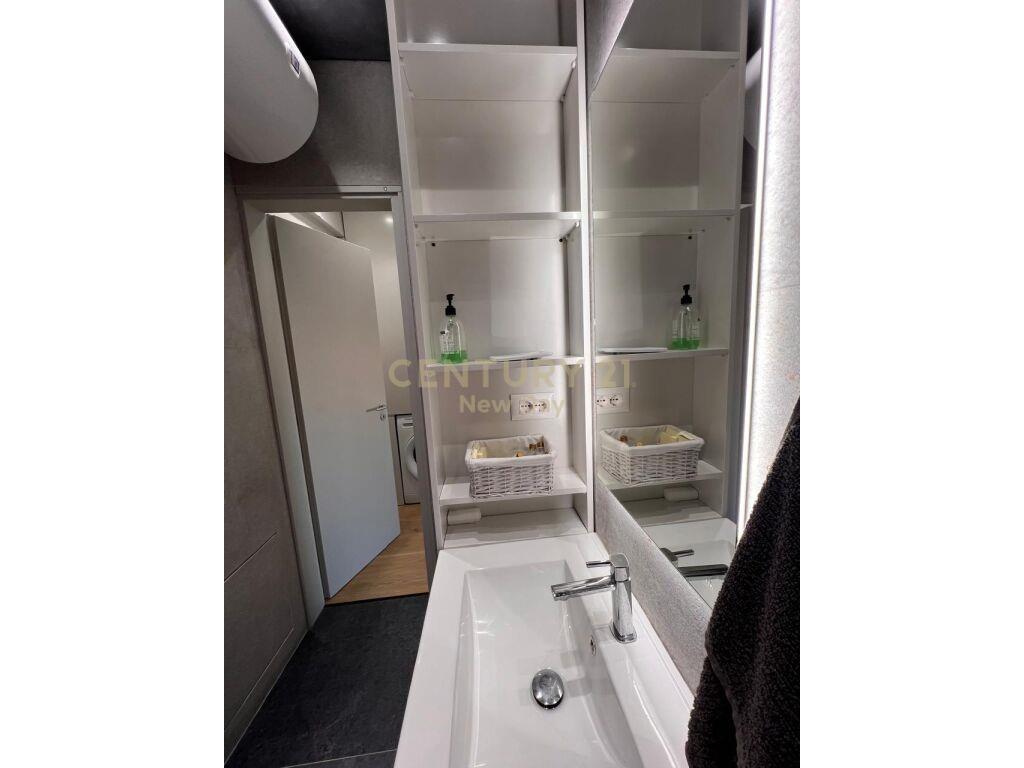 SHITET APARTAMENT 1+1 VIJE E PARE ME DETIN!