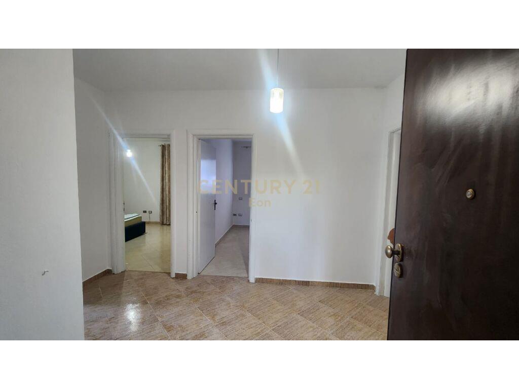 APARTAMENT 2+1 PER SHITJE NE GOLEM!