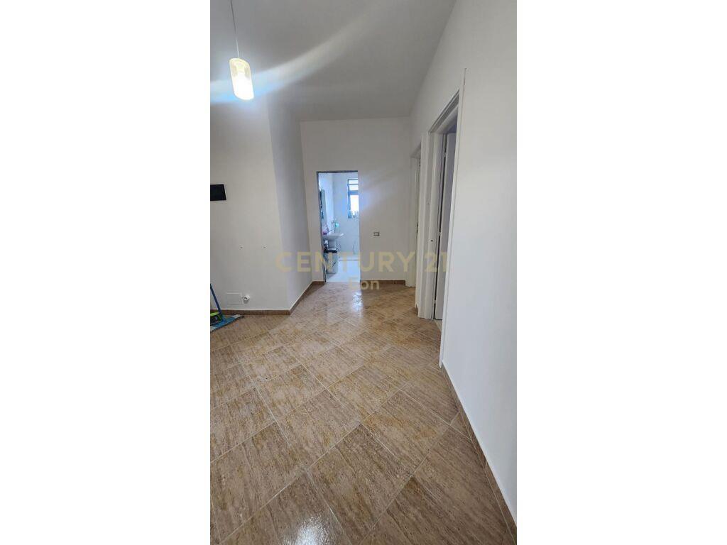 APARTAMENT 2+1 PER SHITJE NE GOLEM!