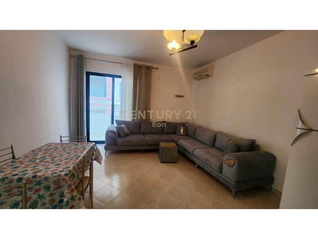 APARTAMENT 2+1 PER SHITJE NE GOLEM!