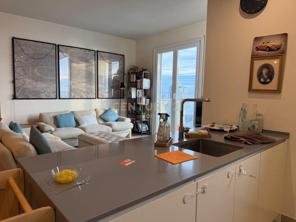 SHITET SUPER APARTAMENT LUKSOZ TEK VILA E ZOGUT! (+GARAZH)