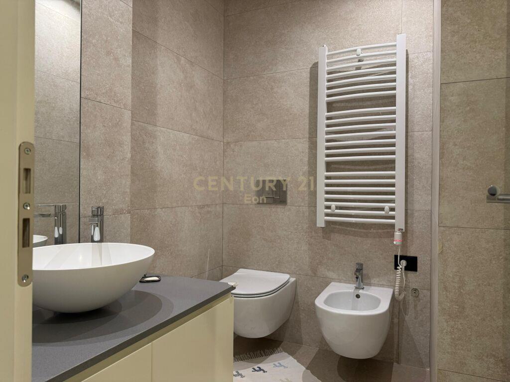 SHITET SUPER APARTAMENT LUKSOZ TEK VILA E ZOGUT! (+GARAZH)