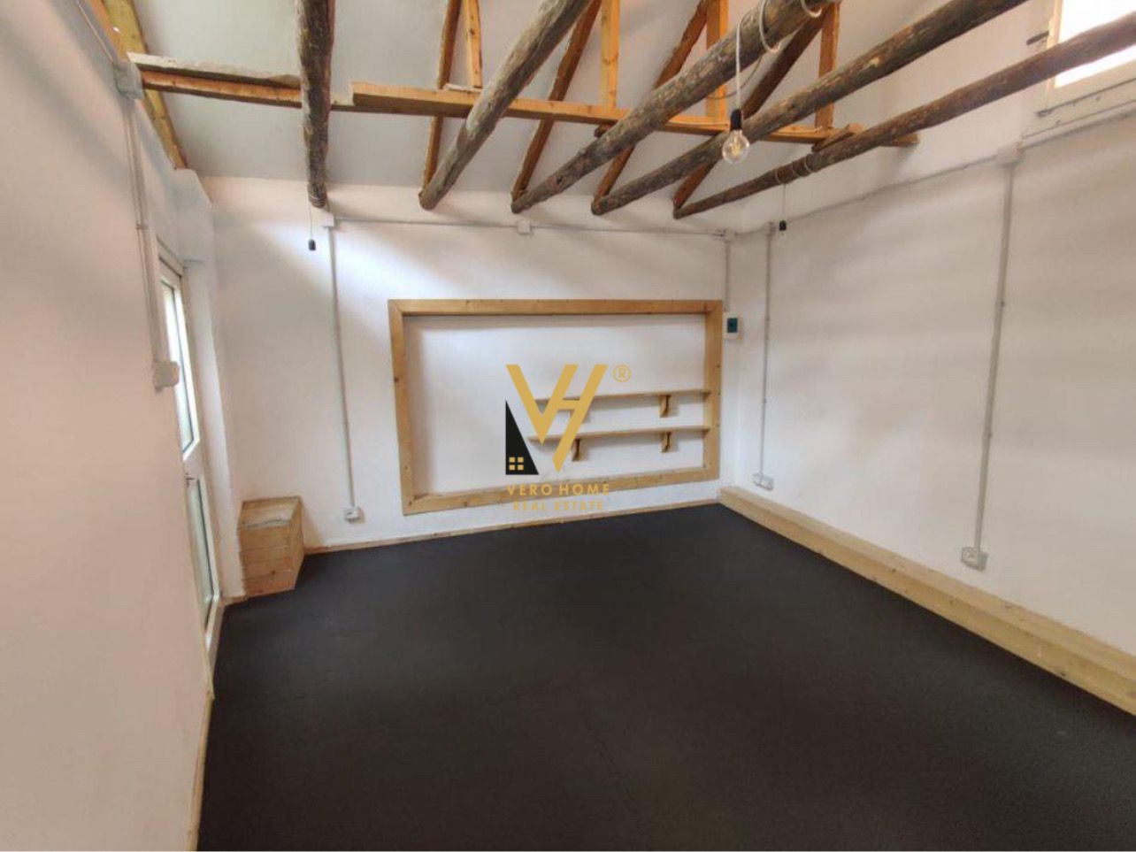 16 M2 ME QERA TE MYSLYM SHYRI 370 EURO