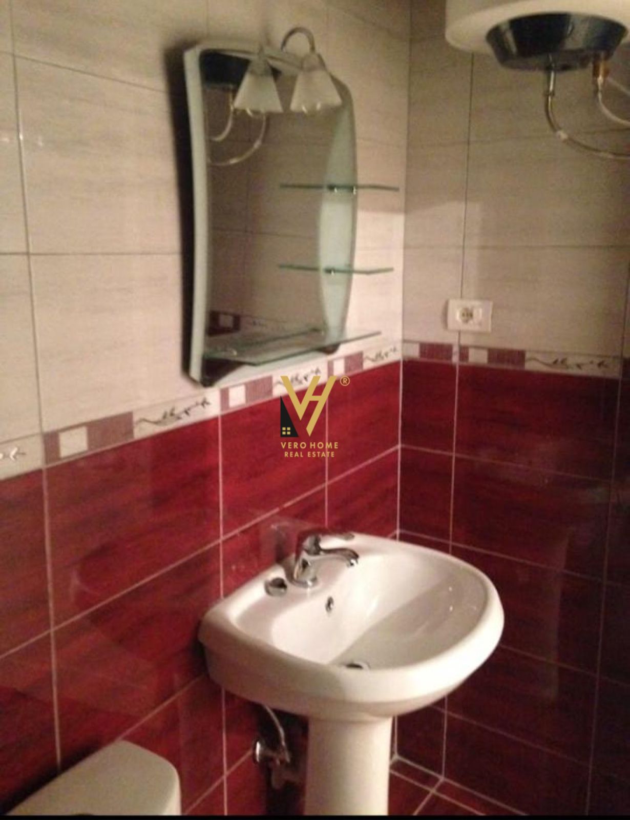 AMBIENT 120 M2 ME QERA TEK OXHAKU 550 EURO