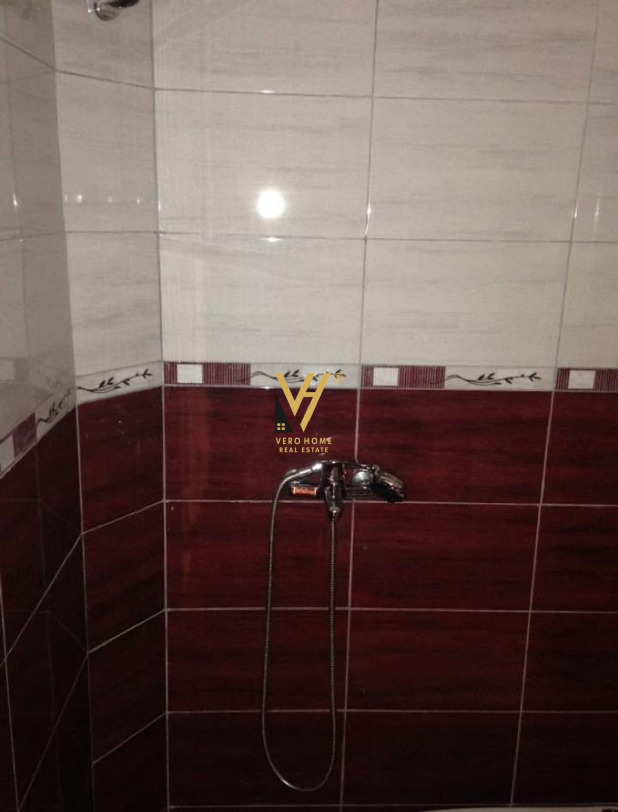 AMBIENT 120 M2 ME QERA TEK OXHAKU 550 EURO