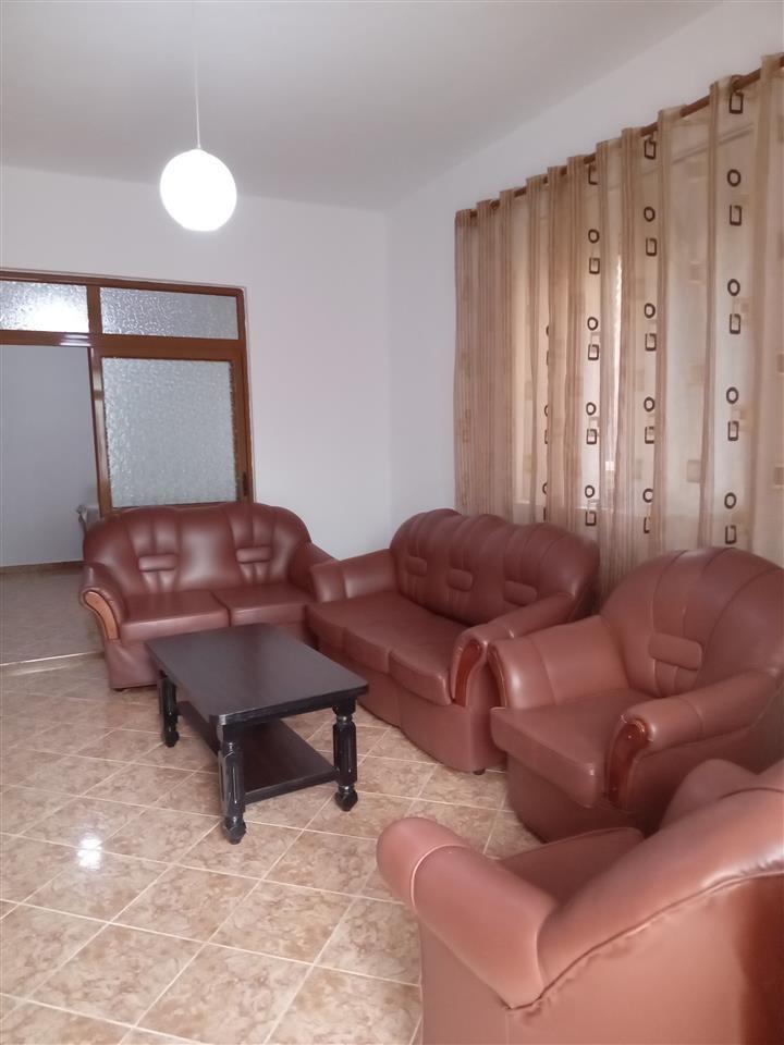 JEPET SHTËPI ME QERA – TIRANË, ASTIR