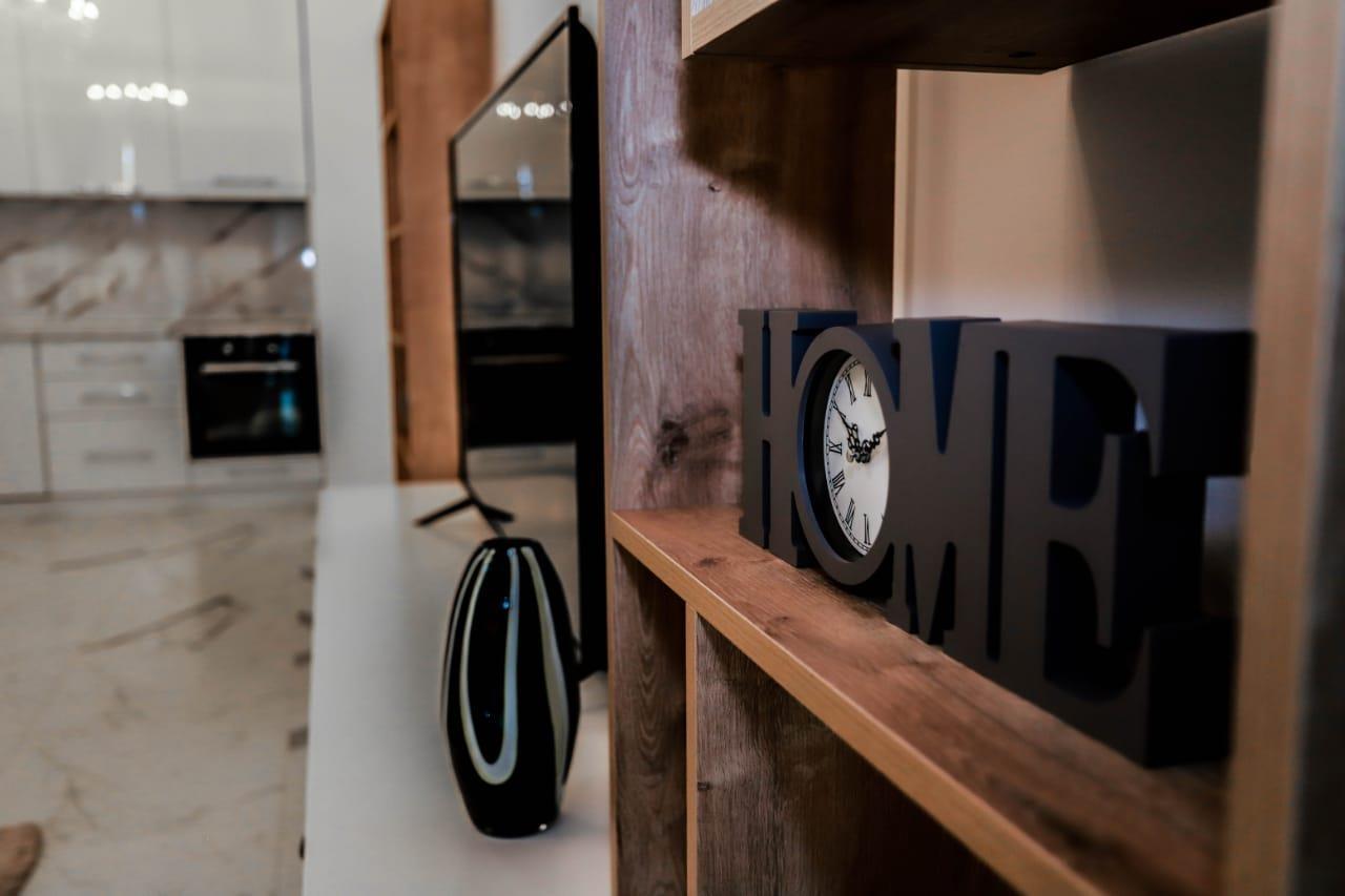 Jepet me qera Apartament1+1,Kompleks square21 Rruga kavajes.