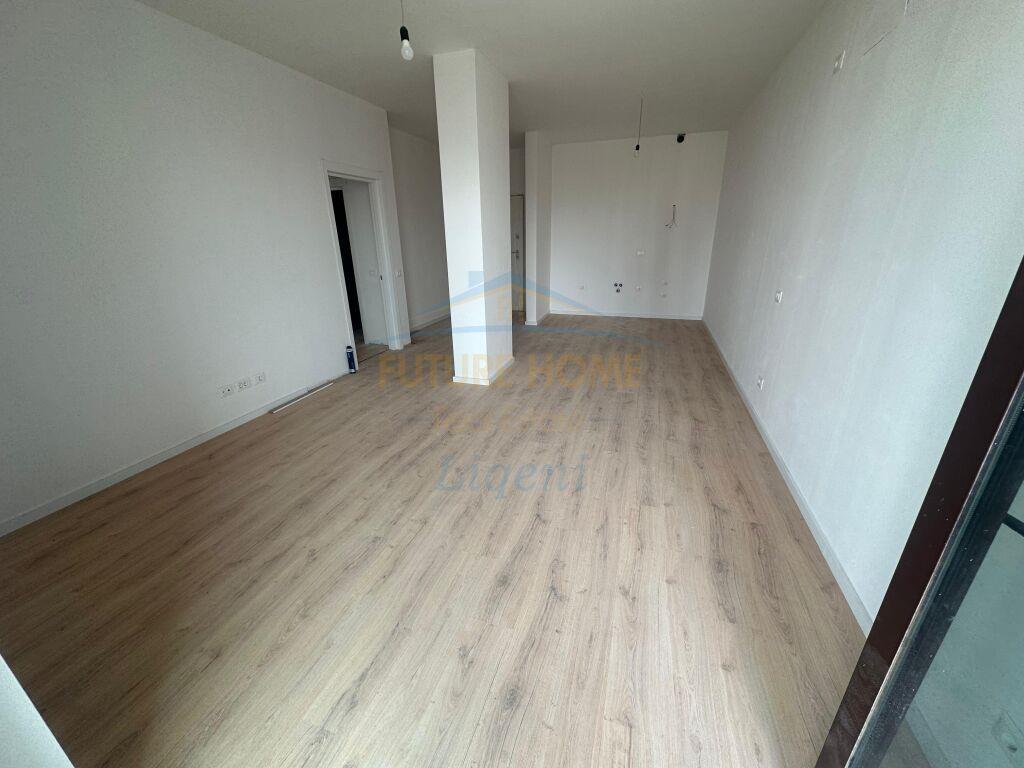 Shitet, Apartament 2+1, Rruga e Kosovareve, Tirane