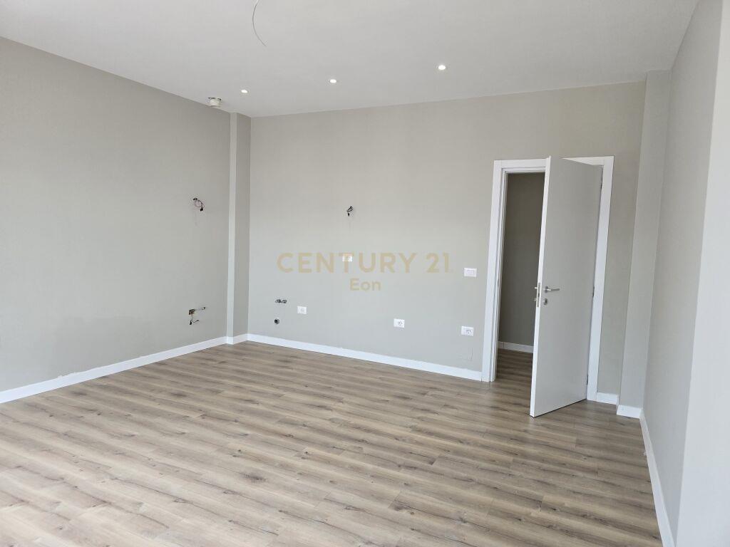 SHITET APARTAMENT 1+1 NE DURRES!