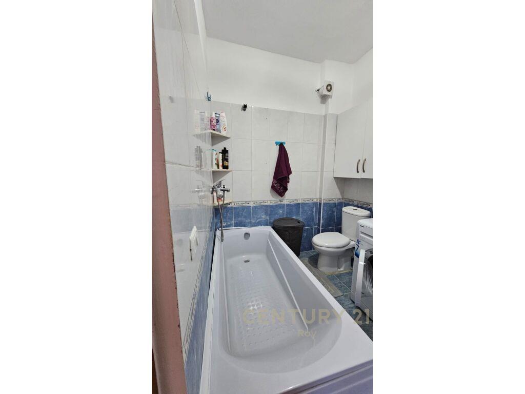 SHITET APARTAMENT 2+1 ME PAMJE DETI TEK SHKEMBI KAVAJES!