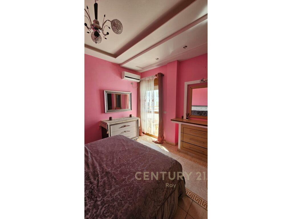 SHITET APARTAMENT 2+1 ME PAMJE DETI TEK SHKEMBI KAVAJES!