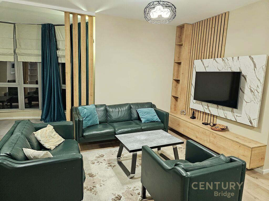 APARTAMENT 3+1+2 PARKIME PER QIRA PRANE KOPSHTIT ZOOLOGJIK